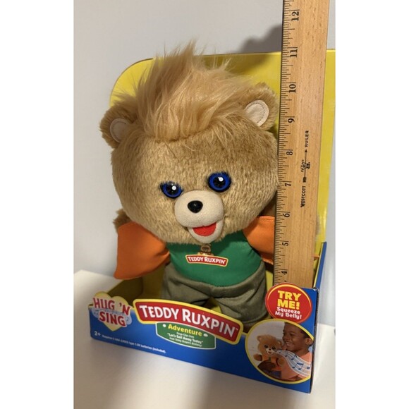 2018 Teddy Ruxpin Adventure Hug'N Sing Plush Toy Bear Sings Lets Sail Away Today - Picture 9 of 9